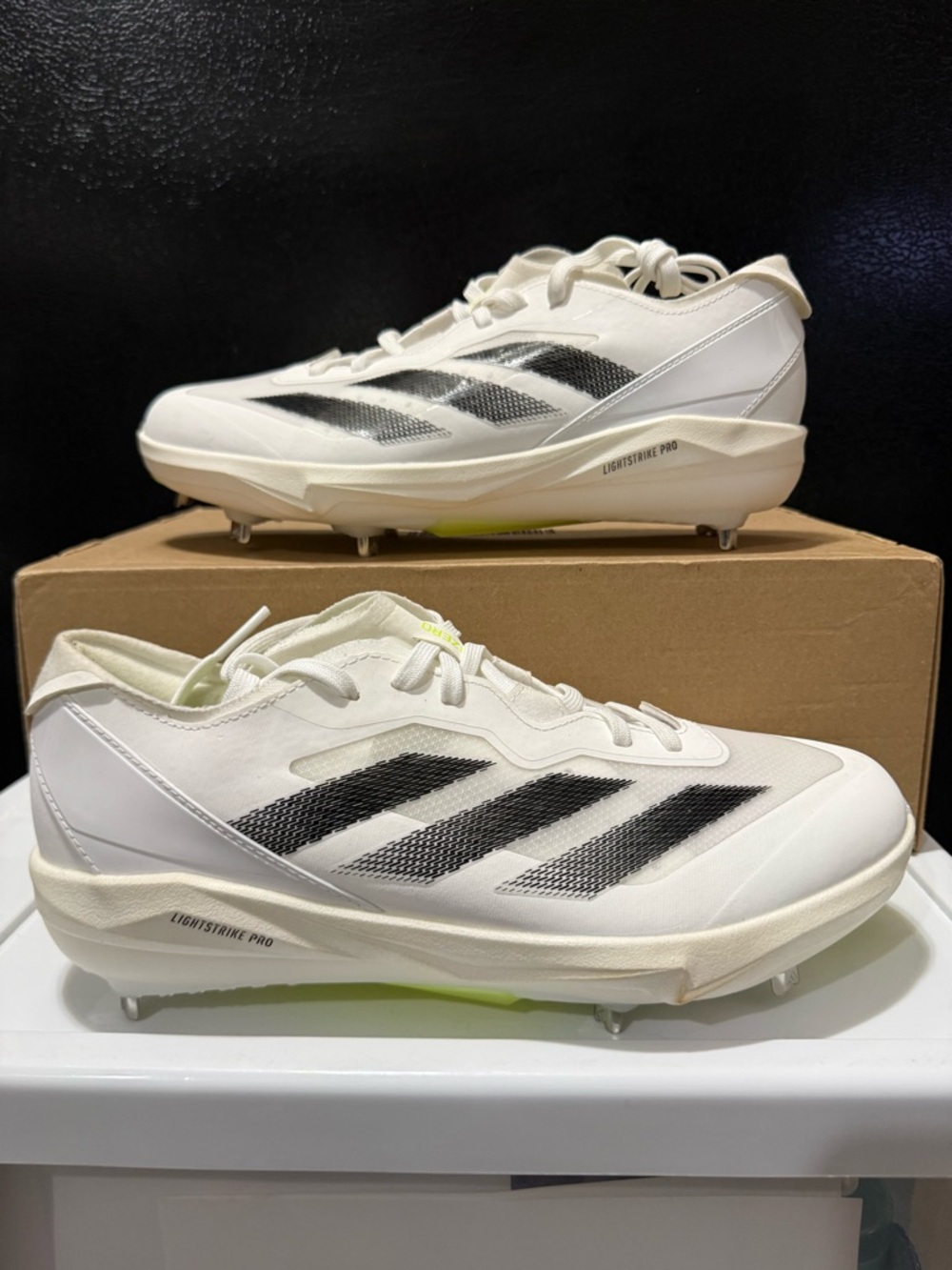Adidas Women's Adizero Instinct+ Softball Cleats Size 9 White Volt IF3361